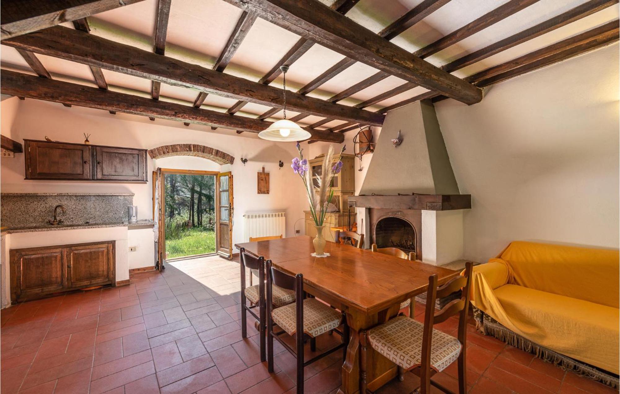 Cozy Home In Massa Marittima Gr With Kitchen Eksteriør bilde