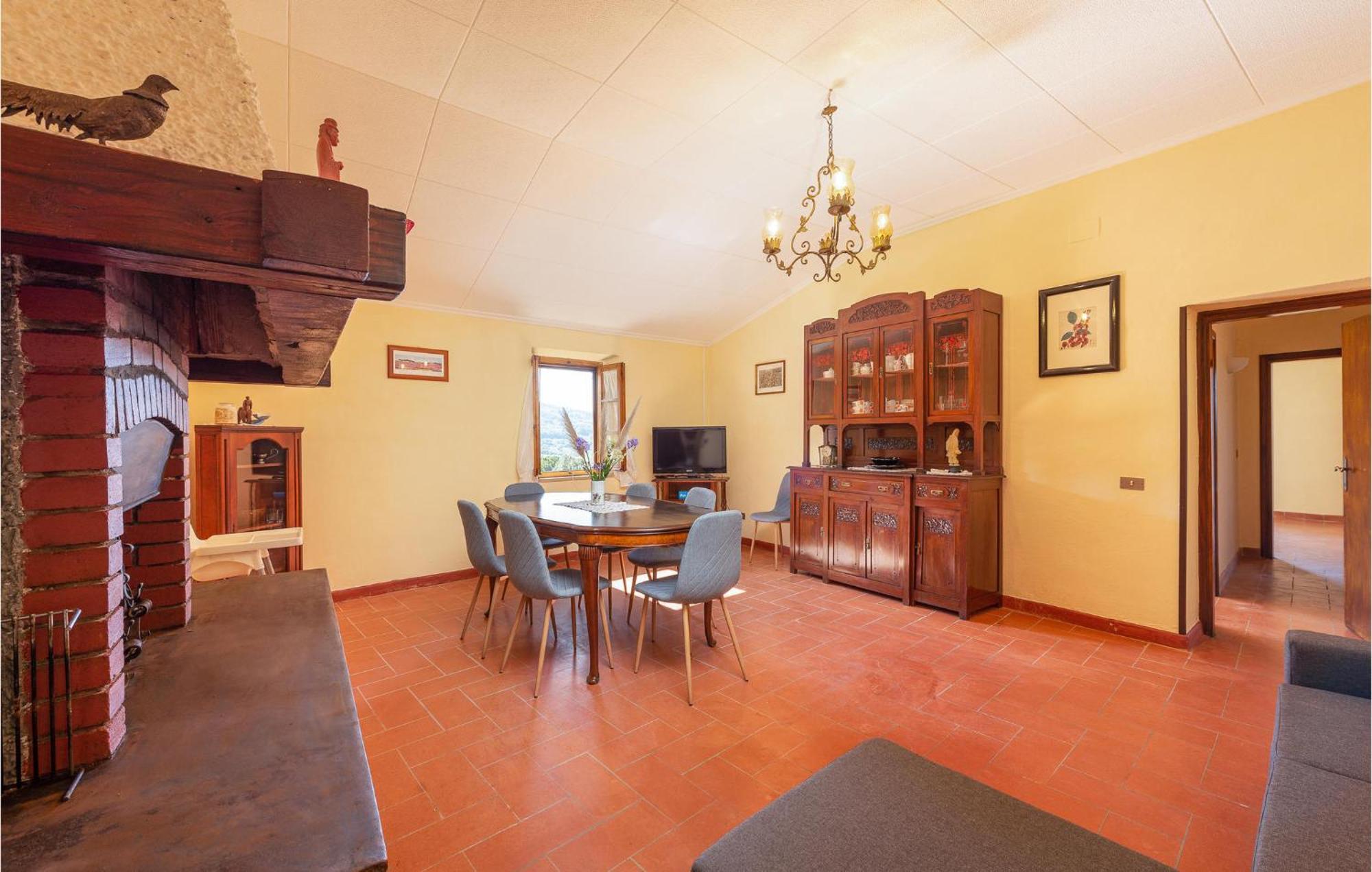Cozy Home In Massa Marittima Gr With Kitchen Eksteriør bilde