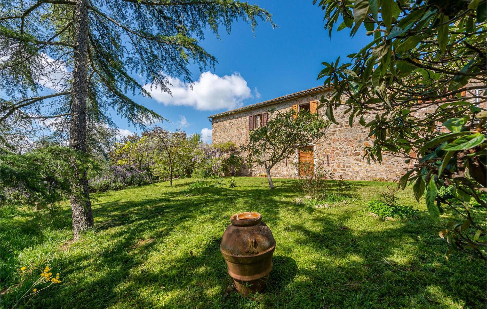 Cozy Home In Massa Marittima Gr With Kitchen Eksteriør bilde